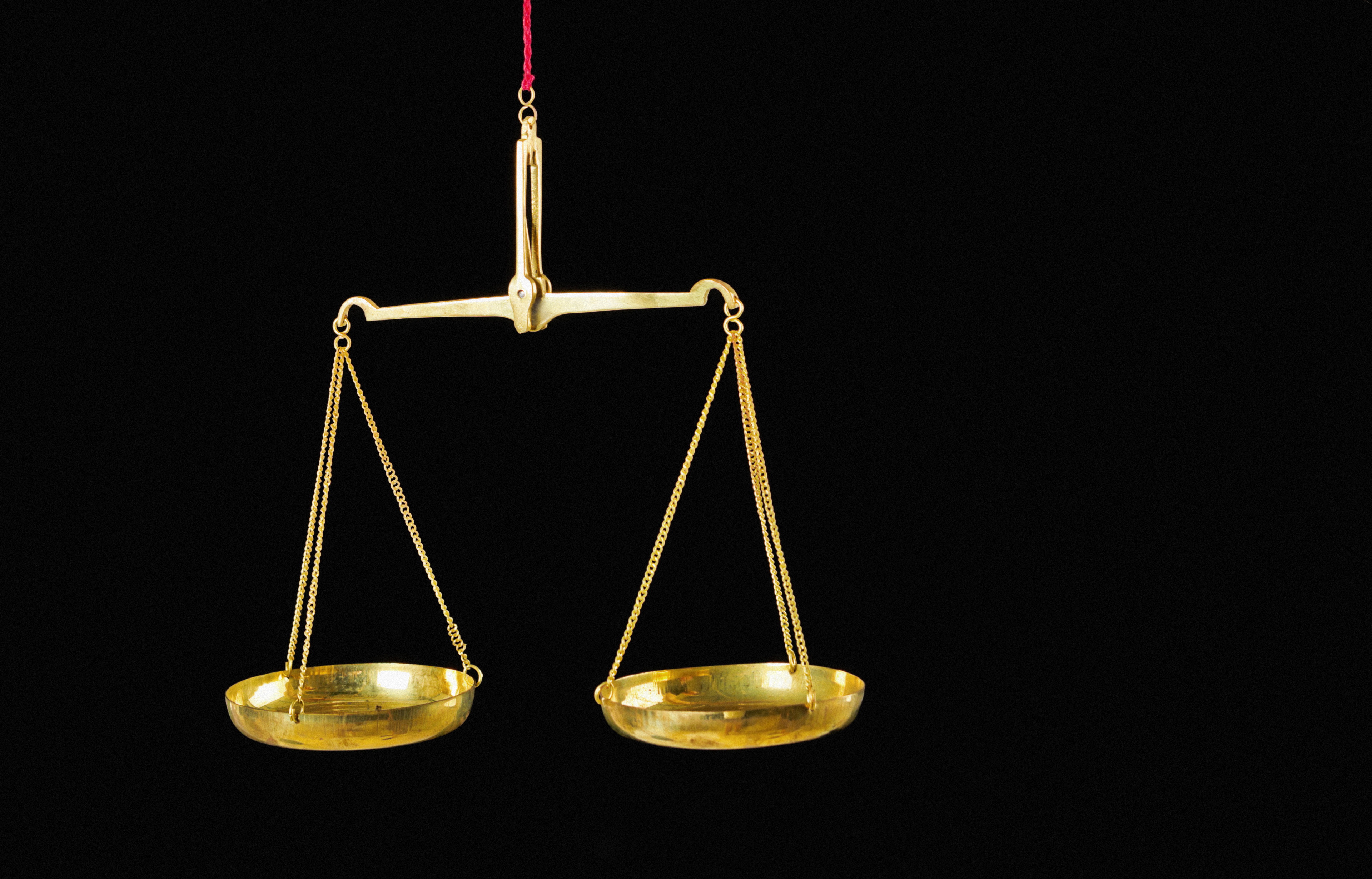 Precision balance scale — weighing evidence to reduce bias